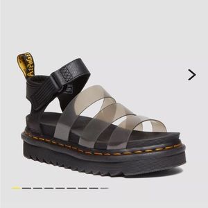 Women’s Dr Marten sandals. Unworn, your summer sandals are here.